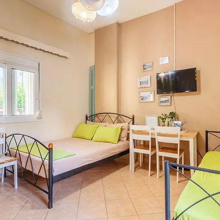 Eva's Sweet Studio With Garden, In The City Center