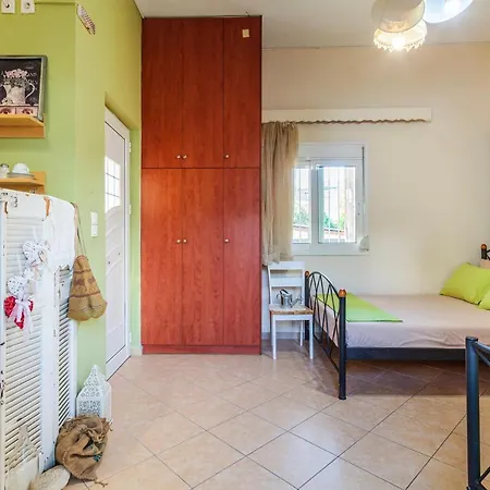 Appartement Eva's Sweet Studio With Garden, In The City Center